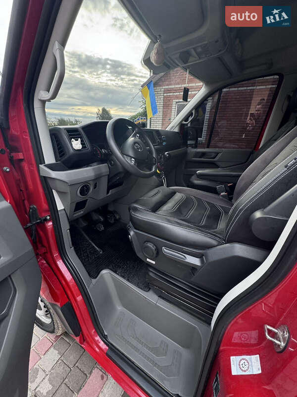 Грузовой фургон Volkswagen Crafter 2018 в Вараше