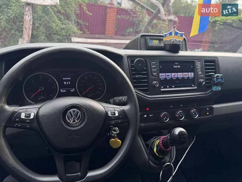Грузовой фургон Volkswagen Crafter 2018 в Вараше