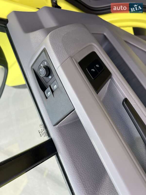 Грузовой фургон Volkswagen Crafter 2019 в Киеве