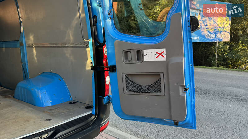 Грузовой фургон Volkswagen Crafter 2015 в Сваляве