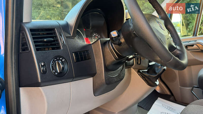 Грузовой фургон Volkswagen Crafter 2015 в Сваляве