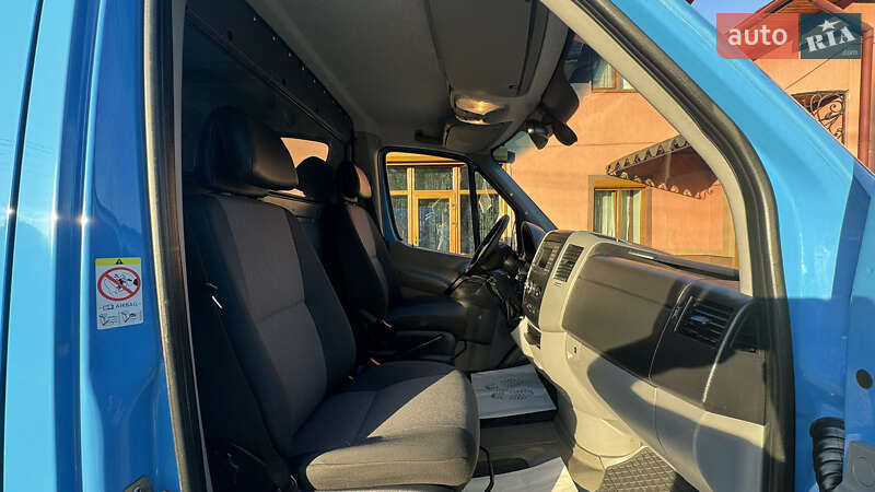 Грузовой фургон Volkswagen Crafter 2015 в Сваляве