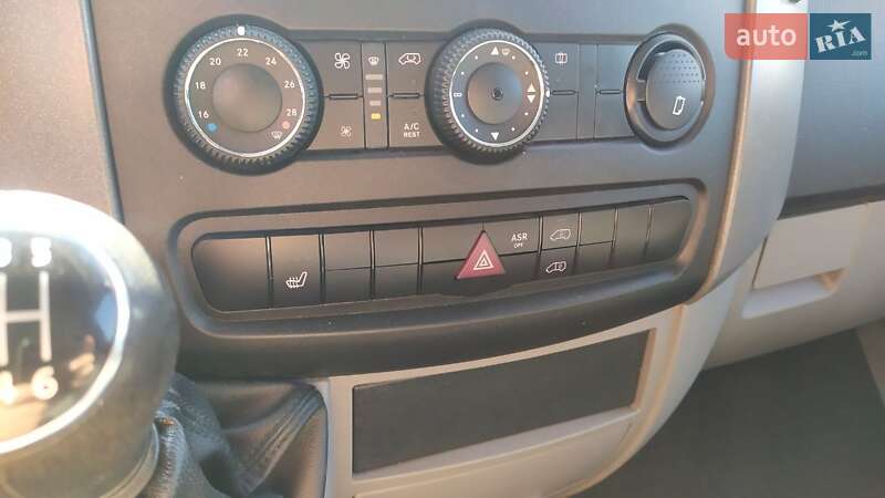 Грузовой фургон Volkswagen Crafter 2015 в Ровно