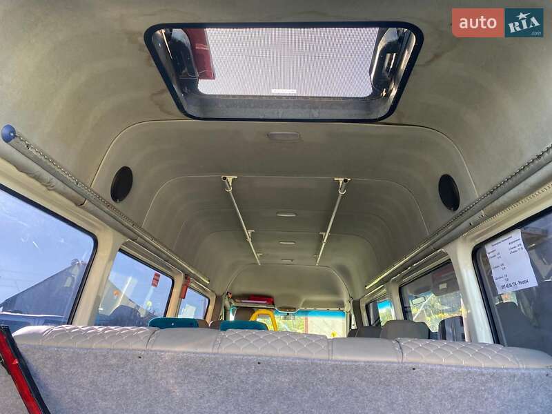 Микроавтобус Volkswagen Crafter 2010 в Дрогобыче