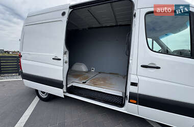Грузовой фургон Volkswagen Crafter 2016 в 