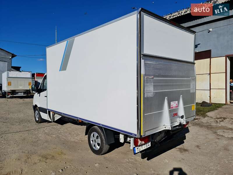 Грузовой фургон Volkswagen Crafter 2015 в Ровно