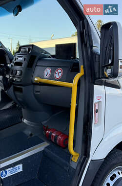 Туристический / Междугородний автобус Volkswagen Crafter 2009 в 