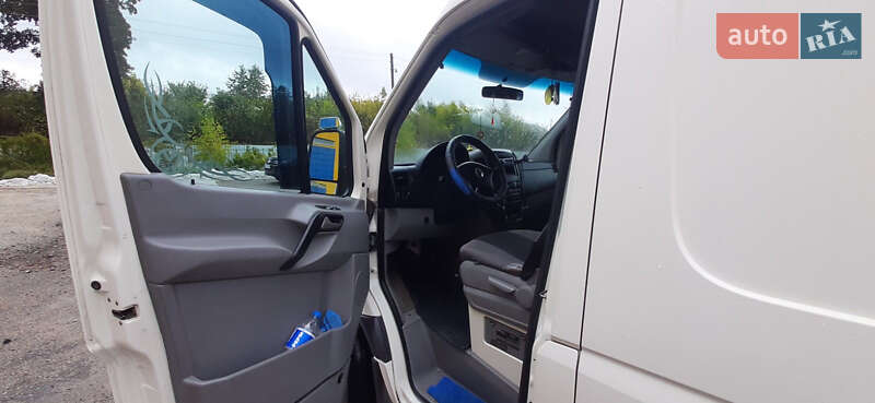 Грузовой фургон Volkswagen Crafter 2007 в Каменец-Подольском