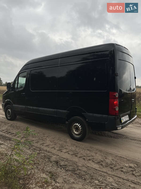 Грузовой фургон Volkswagen Crafter 2007 в Сарнах