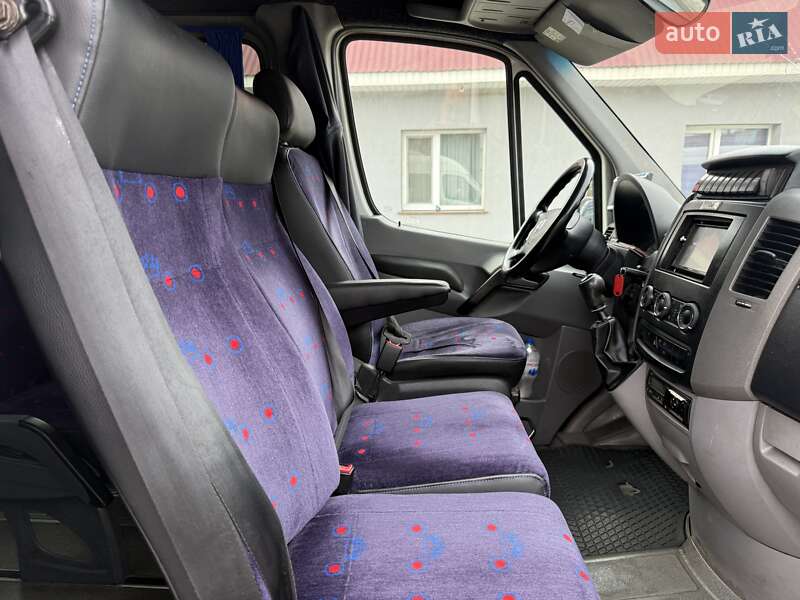 Туристичний / Міжміський автобус Volkswagen Crafter 2013 в Славуті