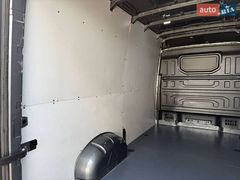 Грузовой фургон Volkswagen Crafter 2021 в Дубно