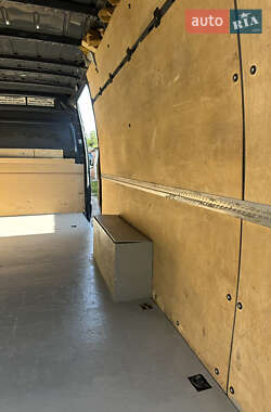Грузовой фургон Volkswagen Crafter 2014 в 