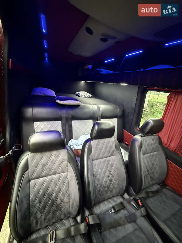 Микроавтобус Volkswagen Crafter 2011 в Бердичеве