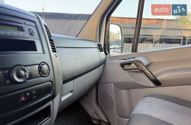 Грузовой фургон Volkswagen Crafter 2012 в 