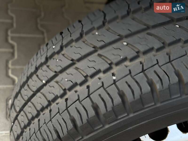 Грузовой фургон Volkswagen Crafter 2012 в Киеве