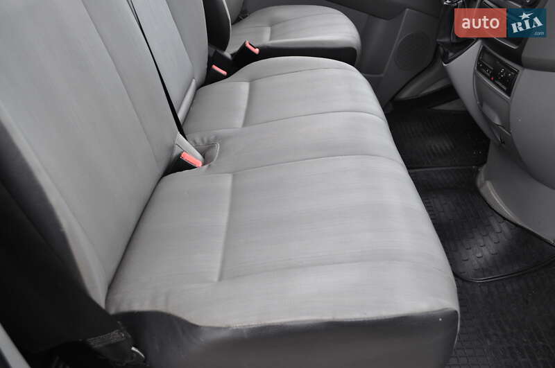 Грузовой фургон Volkswagen Crafter 2014 в Киеве