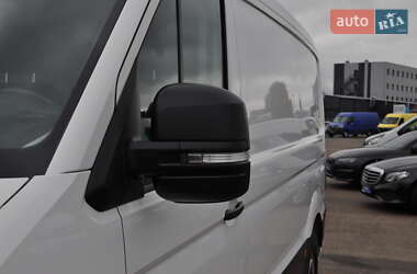Грузовой фургон Volkswagen Crafter 2020 в 