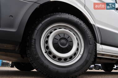 Грузовой фургон Volkswagen Crafter 2020 в 