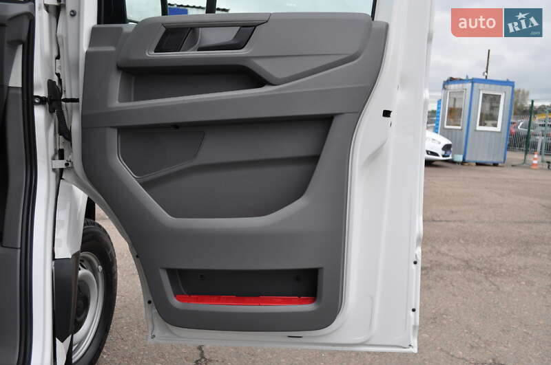Грузовой фургон Volkswagen Crafter 2020 в Киеве