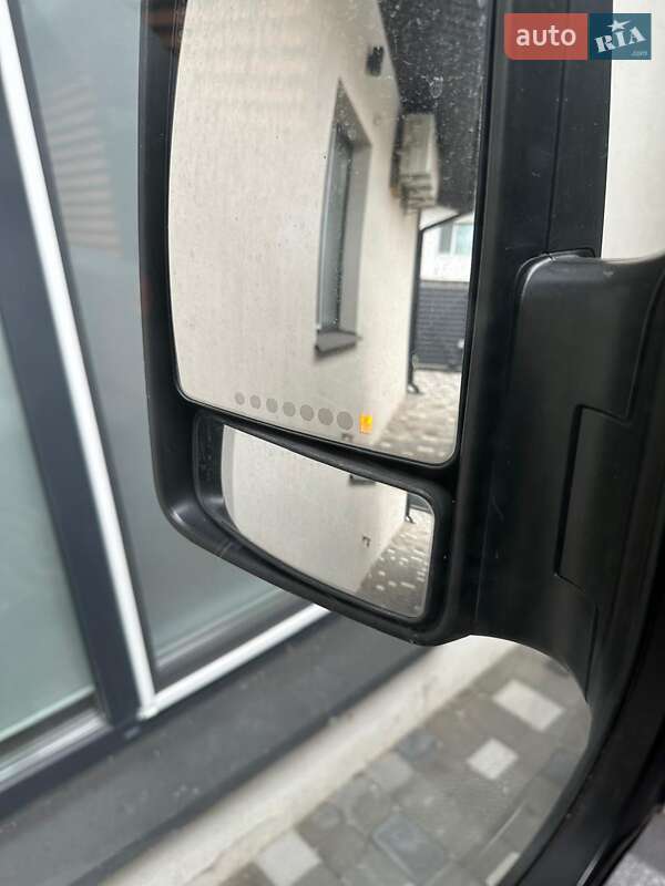 Микроавтобус Volkswagen Crafter 2012 в Киеве