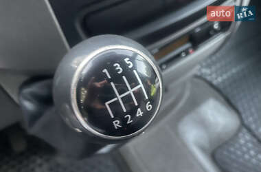 Вантажний фургон Volkswagen Crafter 2012 в 