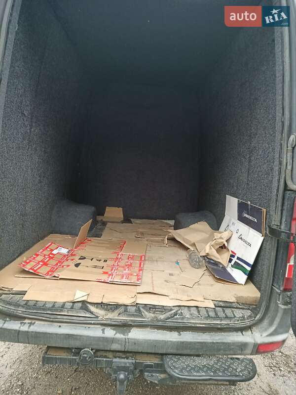 Грузопассажирский фургон Volkswagen Crafter 2009 в Кельменцах