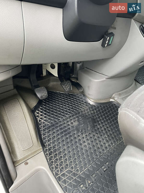 Микроавтобус Volkswagen Crafter 2006 в Львове