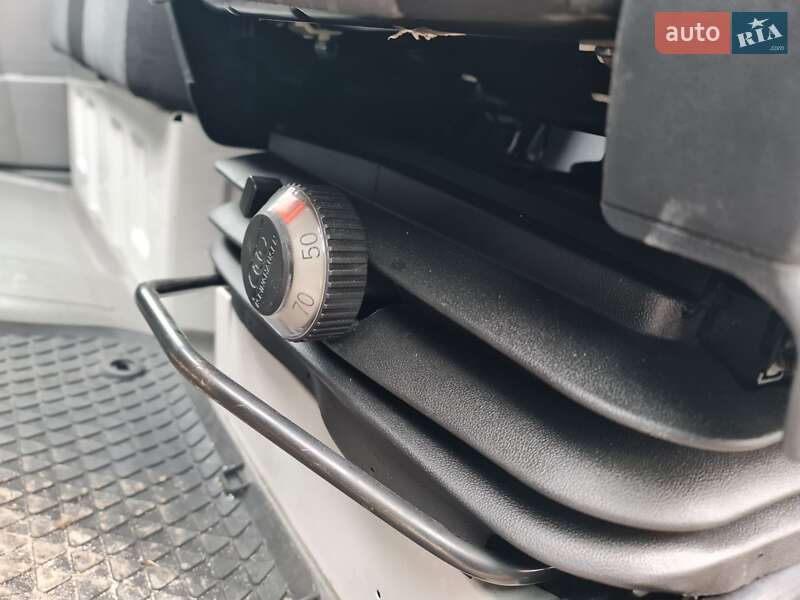 Грузовой фургон Volkswagen Crafter 2015 в Ровно