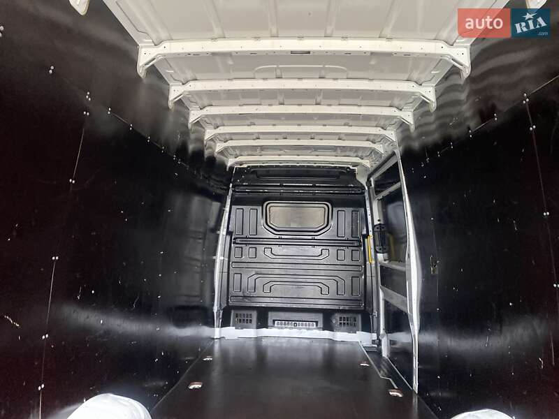 Грузовой фургон Volkswagen Crafter 2022 в Хусте