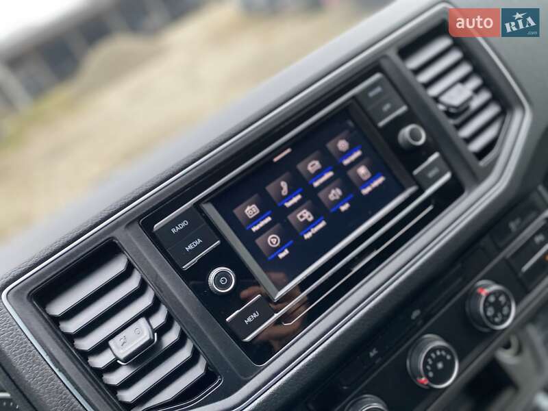 Грузовой фургон Volkswagen Crafter 2022 в Хусте