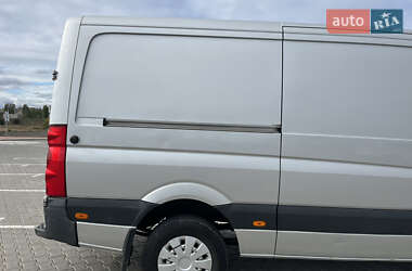 Грузовой фургон Volkswagen Crafter 2011 в 