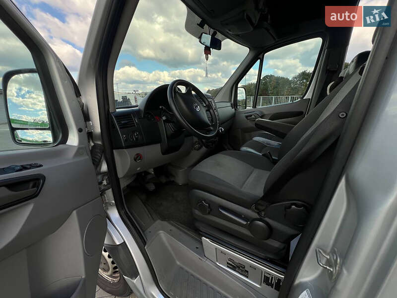 Грузопассажирский фургон Volkswagen Crafter 2010 в Шегинях