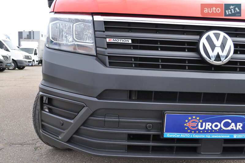 Грузовой фургон Volkswagen Crafter 2019 в Киеве