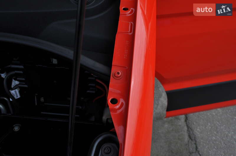 Грузовой фургон Volkswagen Crafter 2019 в Киеве