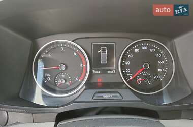 Грузовой фургон Volkswagen Crafter 2019 в 