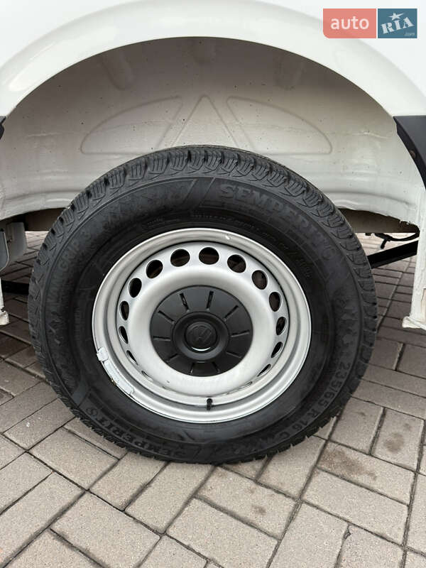 Грузовой фургон Volkswagen Crafter 2021 в Киеве
