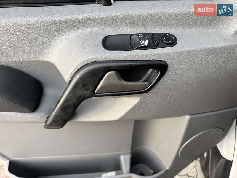Грузовой фургон Volkswagen Crafter 2015 в Тячеве