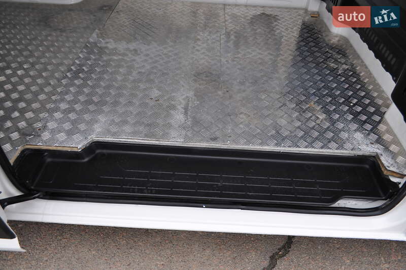 Вантажний фургон Volkswagen Crafter 2021 в Києві