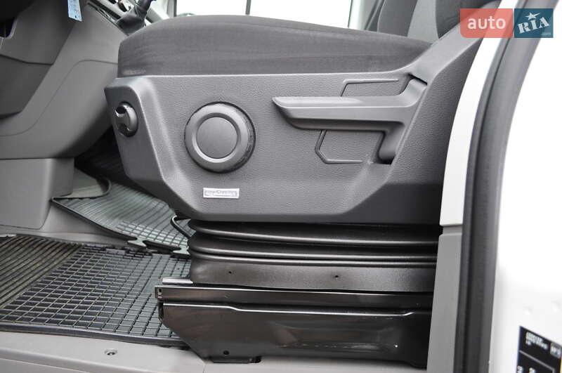 Вантажний фургон Volkswagen Crafter 2021 в Києві