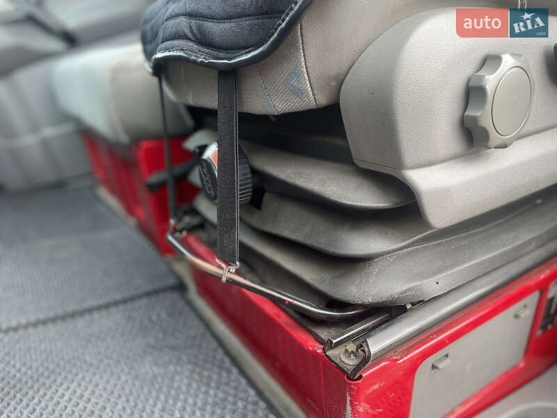 Микроавтобус Volkswagen Crafter 2006 в Луцке