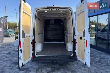 Грузовой фургон Volkswagen Crafter 2020 в 
