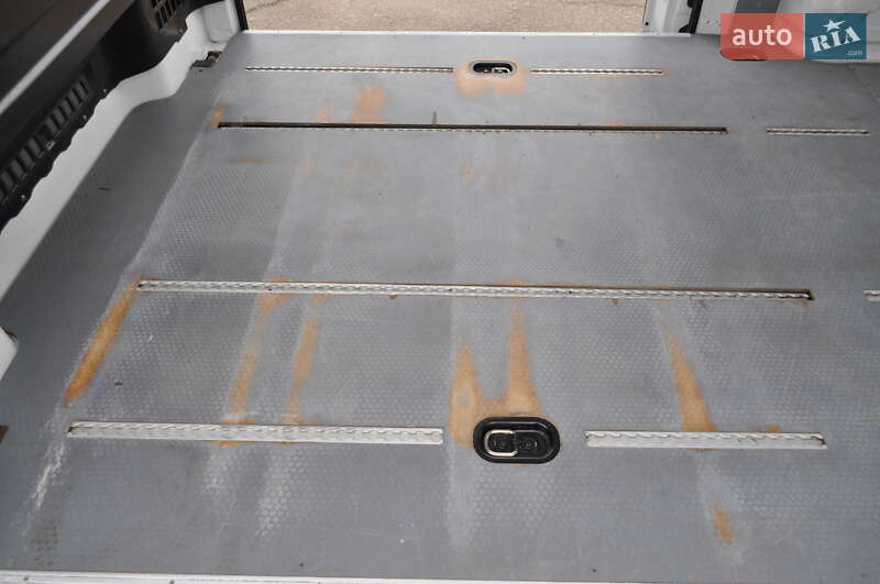 Вантажний фургон Volkswagen Crafter 2021 в Києві фото 26 Вантажний фургон Volkswagen Crafter 2021 в Києві