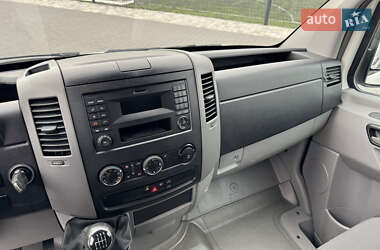 Вантажний фургон Volkswagen Crafter 2015 в 