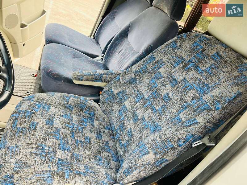 Микроавтобус Volkswagen Crafter 2009 в Каменском