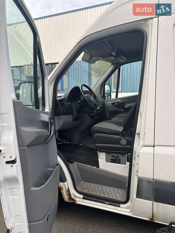 Вантажний фургон Volkswagen Crafter 2011 в Києві фото 4 Вантажний фургон Volkswagen Crafter 2011 в Києві