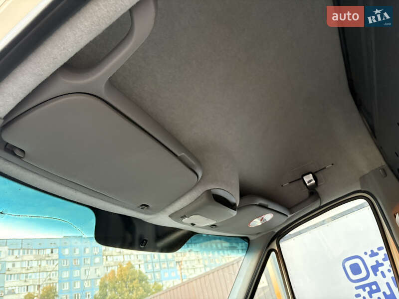 Микроавтобус грузовой (до 3,5т) Volkswagen Crafter 2007 в Днепре фото 15 Микроавтобус грузовой (до 3,5т) Volkswagen Crafter 2007 в Днепре