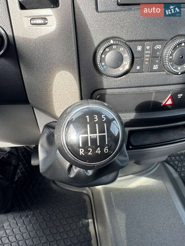 Мобільний будинок Volkswagen Crafter 2011 в Києві фото 23 Мобільний будинок Volkswagen Crafter 2011 в Києві