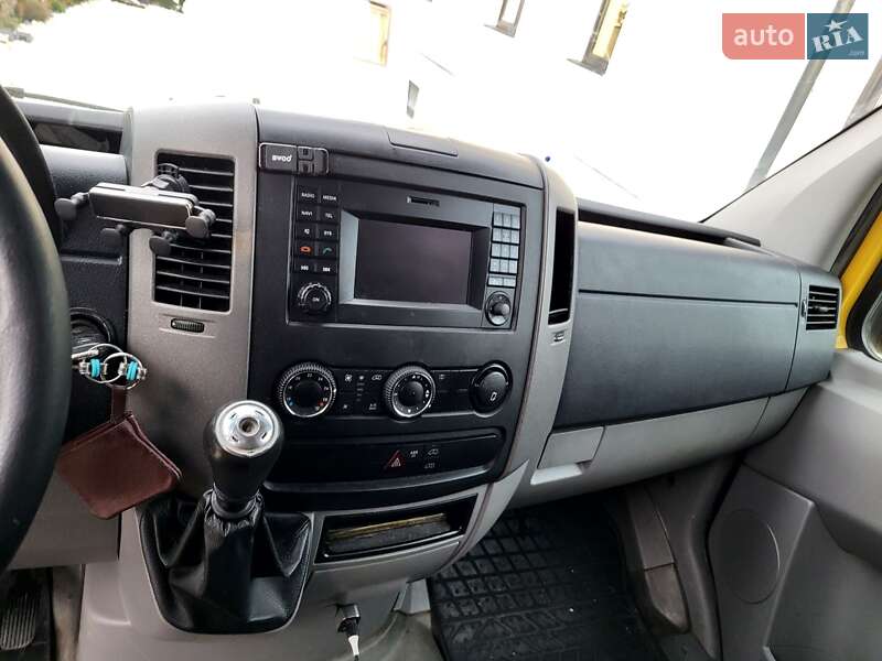 Микроавтобус грузовой (до 3,5т) Volkswagen Crafter 2016 в Тернополе фото 15 Микроавтобус грузовой (до 3,5т) Volkswagen Crafter 2016 в Тернополе