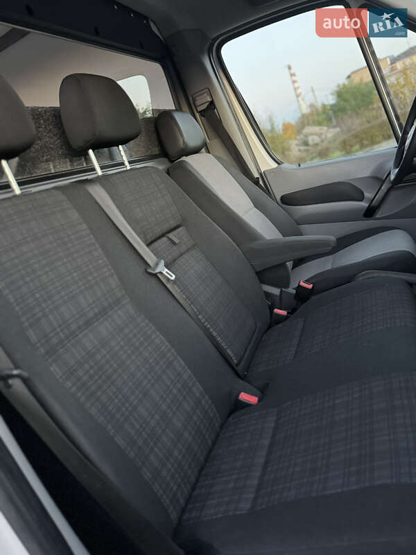 Вантажний фургон Volkswagen Crafter 2015 в Луцьку фото 34 Вантажний фургон Volkswagen Crafter 2015 в Луцьку