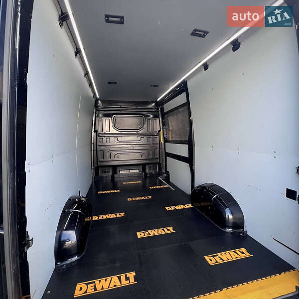 Вантажний фургон Volkswagen Crafter 2020 в Києві